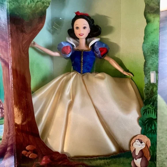 ディズニーシリーズ Disney Snow White Doll - Signature Collection 60th Anniversary